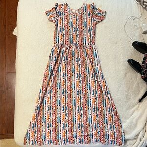Dot Dot Smile Silky Colorful Geometric Pattern Maxi Dress with pockets